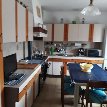 Eliseo Appartement *